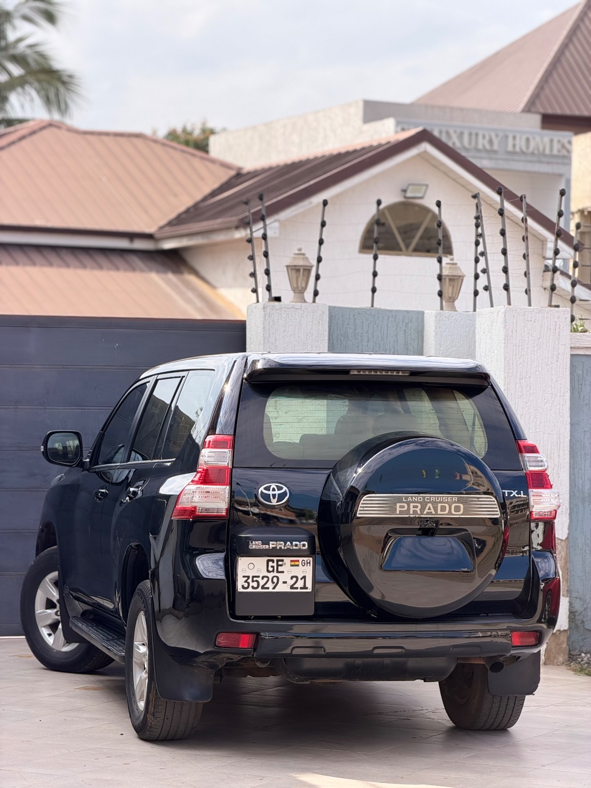 2016 Toyota Land Cruiser Prado thumb 8