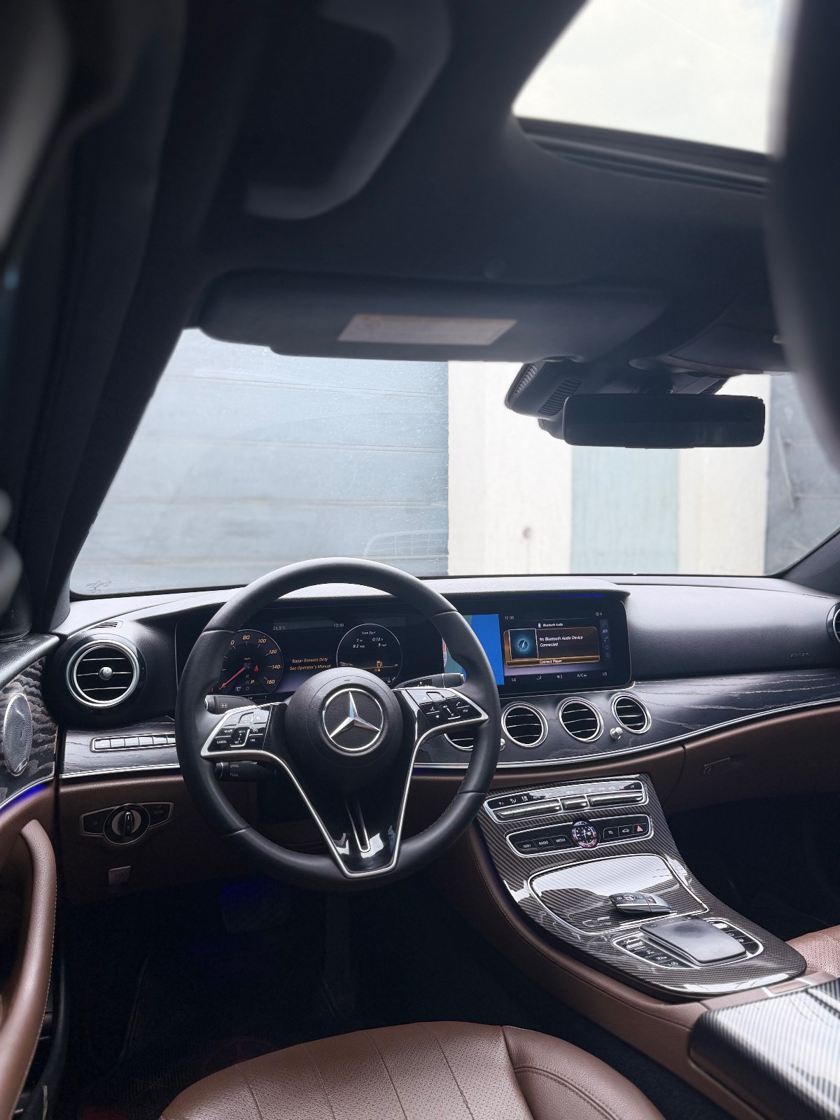 2022 Mercedes Benz E300 thumb 4