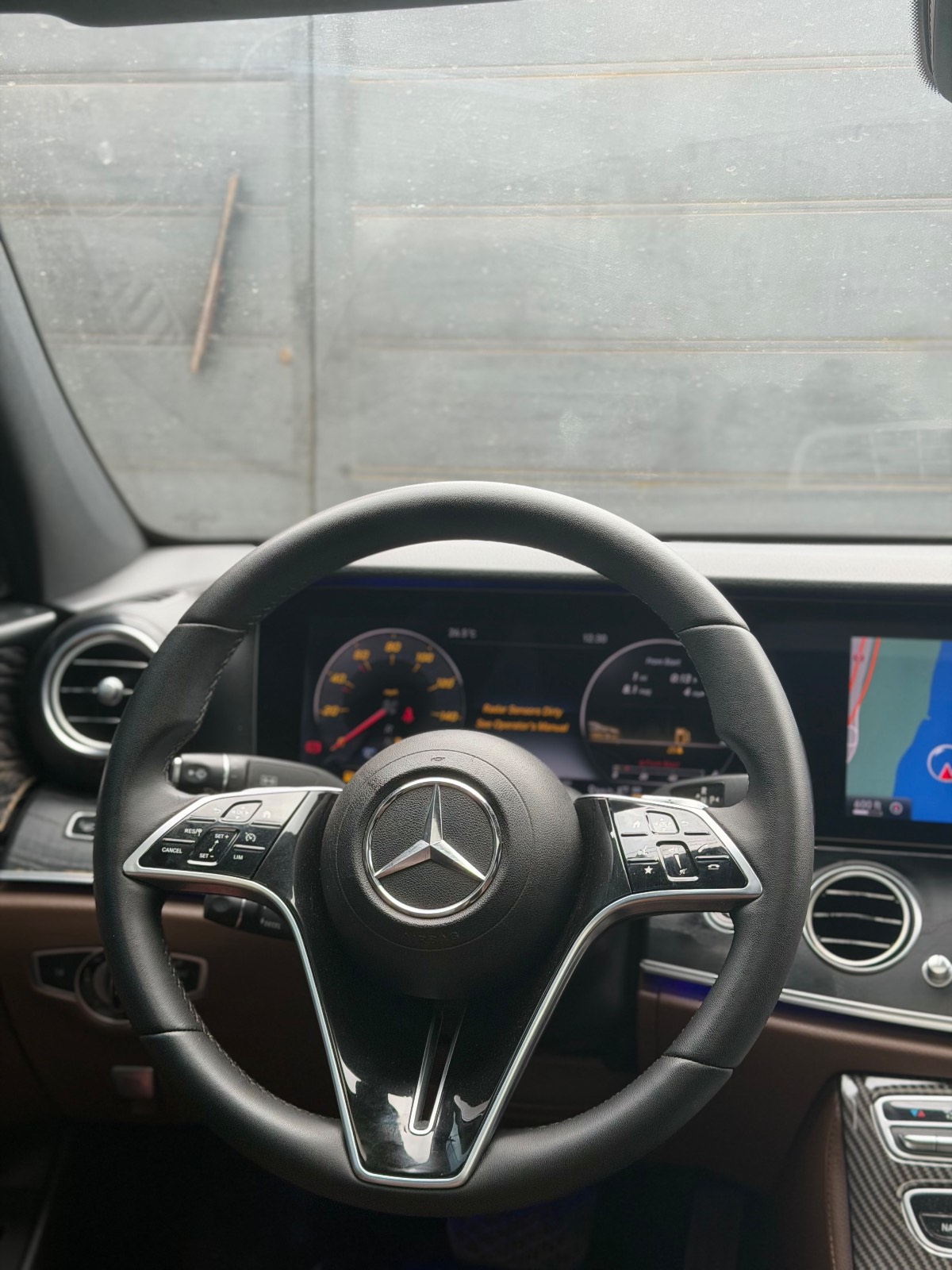 2022 Mercedes Benz E300 thumb 6