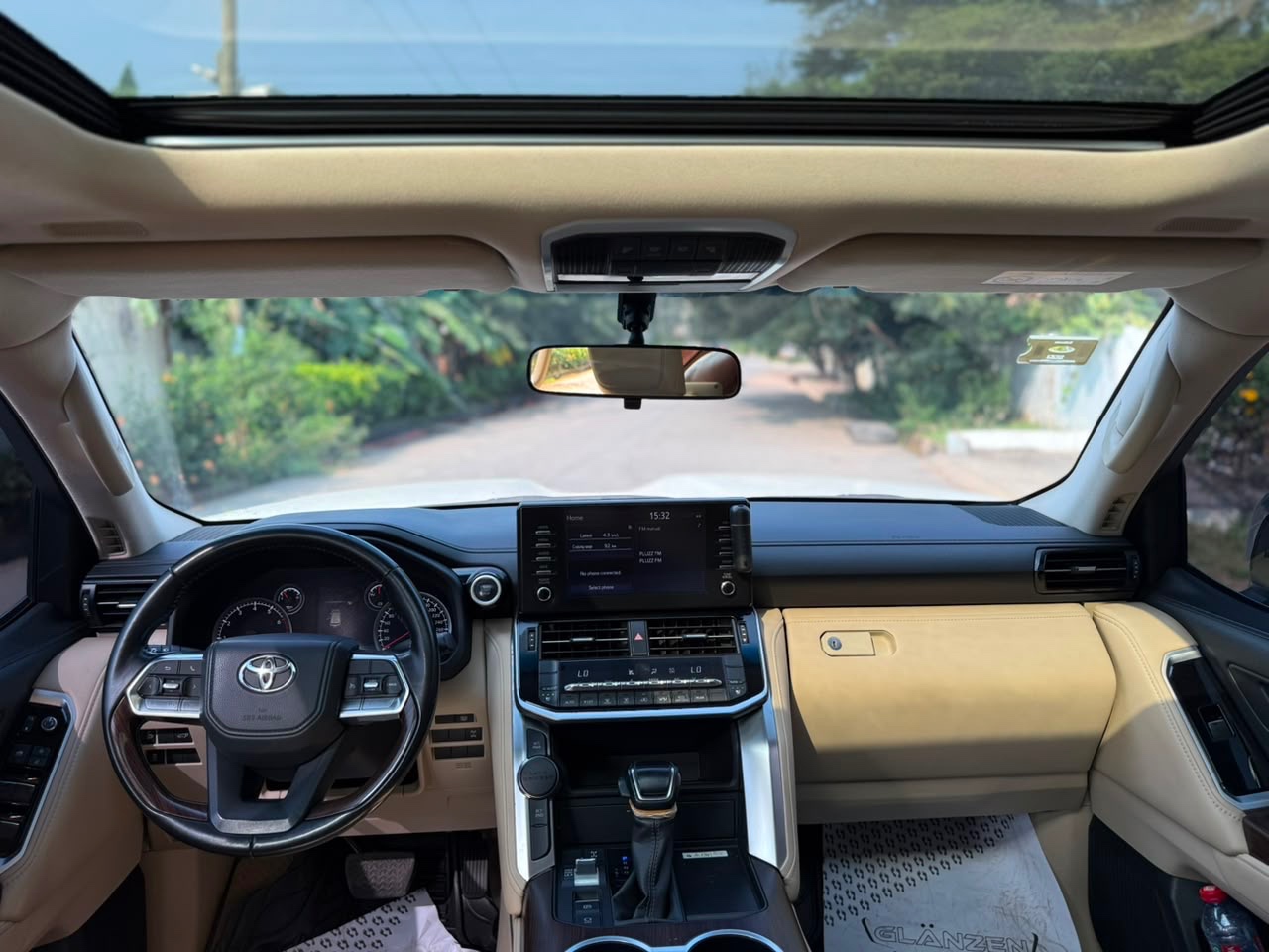 2022 Toyota Land Cruiser thumb 4
