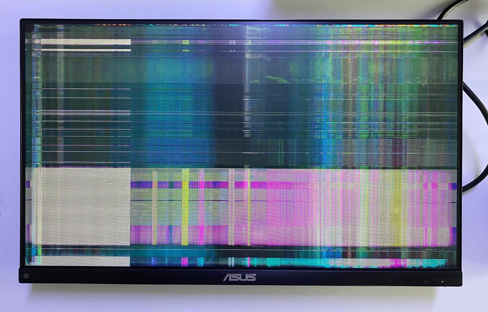 ASUS TUF Gaming VG249 23.8 144Hz Fhd Panel Arızalı Monitör