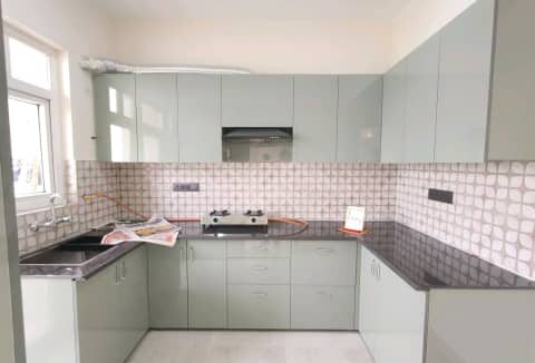 4BHK 