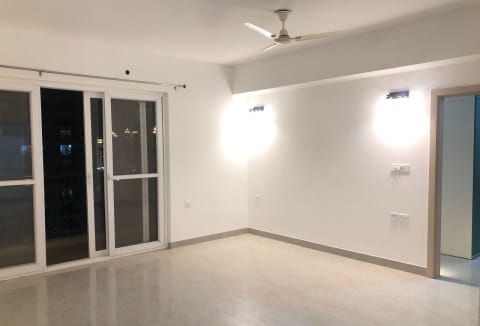 COMMERCIAL SPACE 