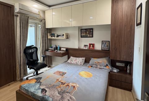4BHK 