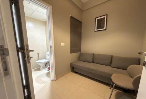 4BHK