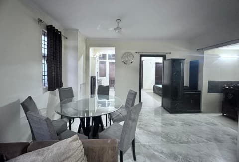 4BHK 