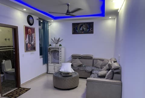 2BHK 