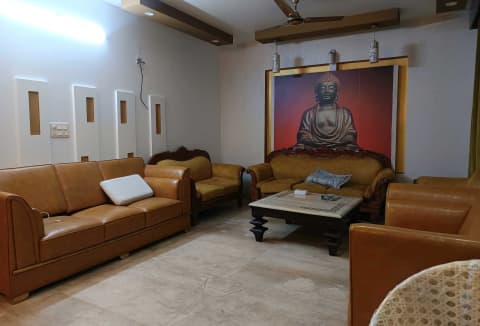 2BHK 