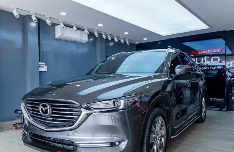 Diện mạo xe thay đổi ấn tượng sau khi đánh bóng sơn tại AKauto