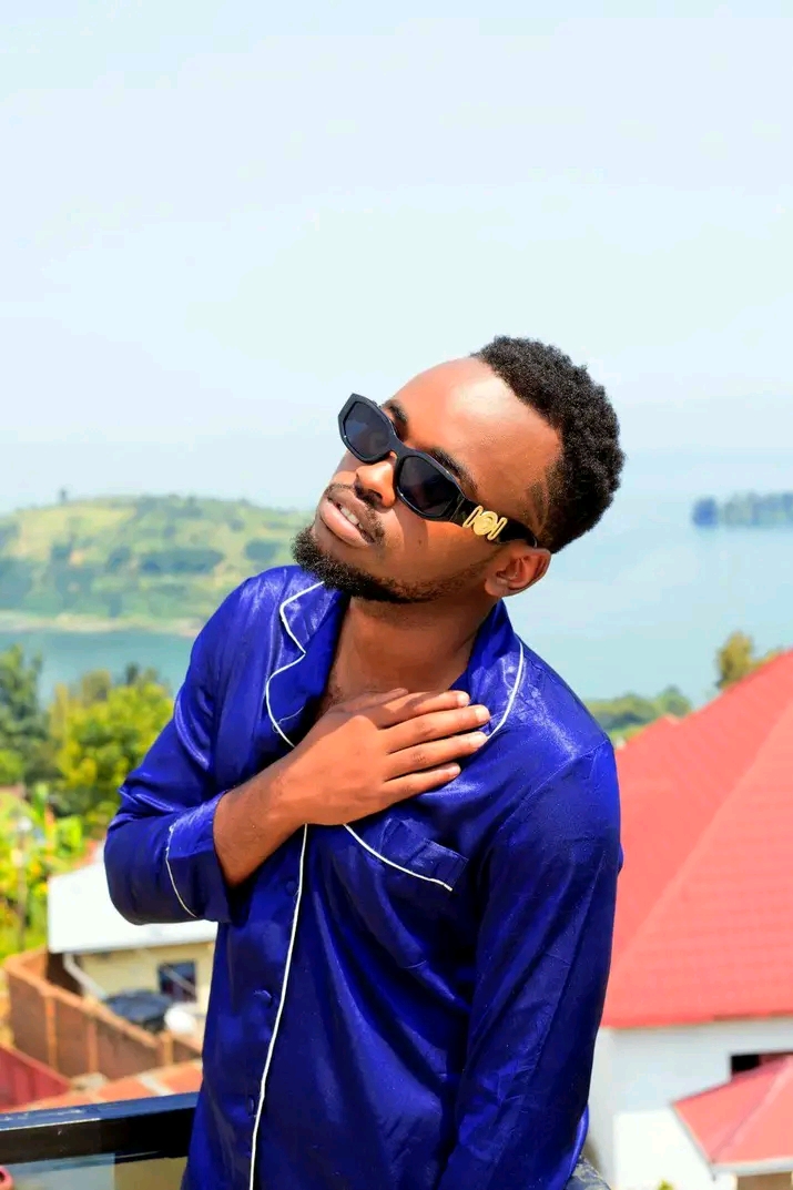Rubavu: Eazy Top yateguje indirimbo 'Malayika' yuzuye imitoma ku mugore we