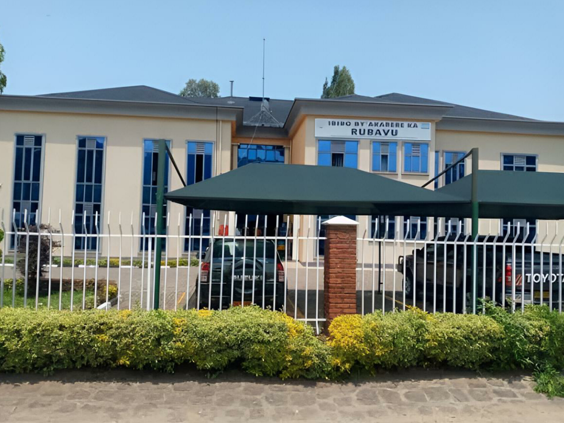 Rubavu: Abahanzi barasaba ubuyobozi kubashyigikira no kubagirira icyizere bakabatumira muri gahunda za Leta