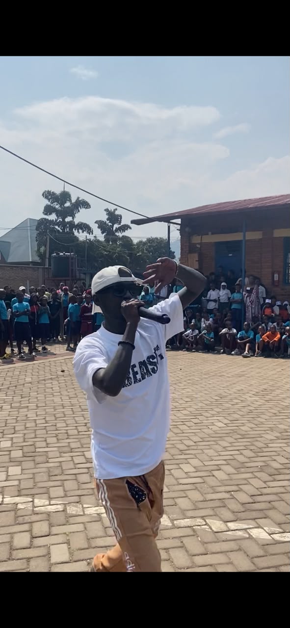 Umuhanzi Wa Braza ugezweho i Rubavu yateguje indirimbo nshya yise "Impeta Yawe" photo