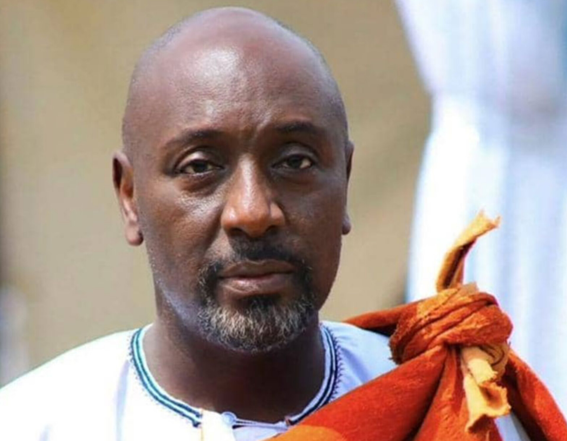 Umunyamakuru Edward Rukidi Kijanangoma yagizwe Umwami Mushya wa Tooro