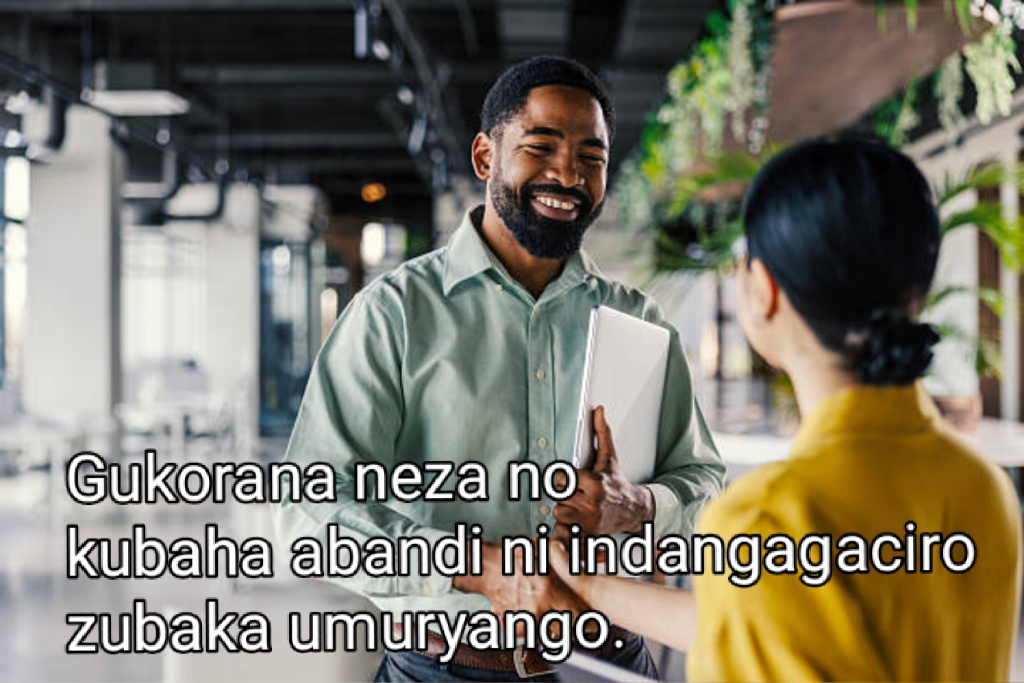 Umugabo ukomeye si uwufite imbaraga nyinshi, ni uwimenya kandi akagira inshinga photo