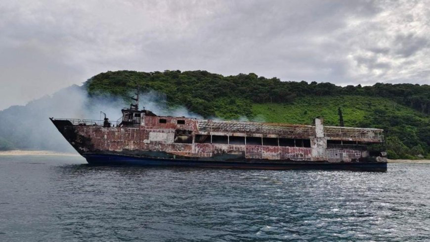 Philippines: Ubwato bwahiye burakongoka bupfiramo abantu 5, abandi 86 baburirwa photo