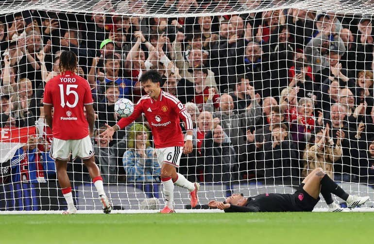 Manchester United yatsinze Sabah 4-0, itangira neza Champions League photo