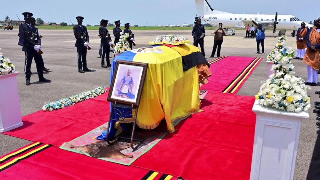 uganda: king oyo ashyinguwe uyu munsi nyuma y’impaka zikomeye ku uzamusimbura ku ngoma