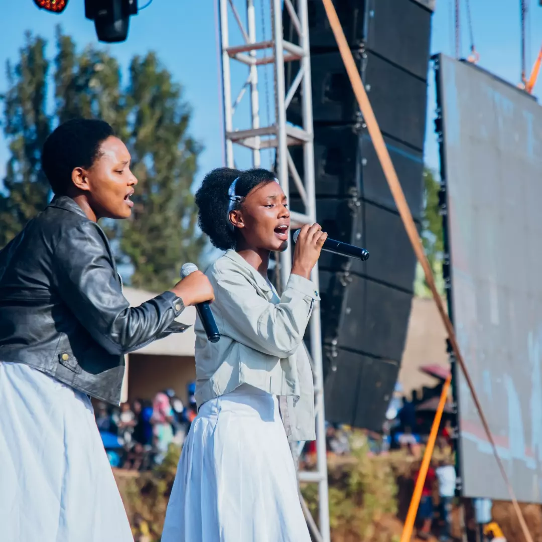Amateka ya Alicia na Germaine: Kuva ku ntangiriro kugeza ku kwamamara