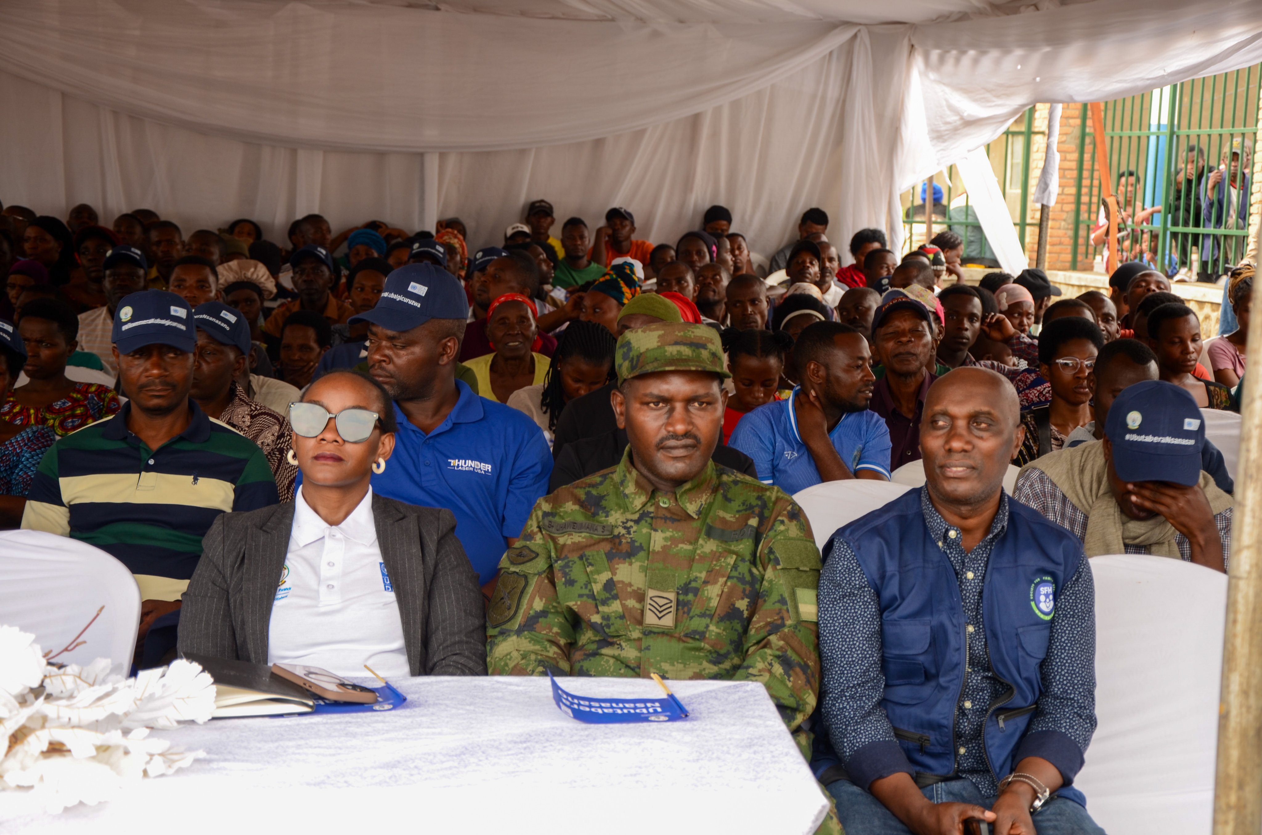 Rubavu: Abaturage bakanguriwe kurwanya icuruzwa ry’abantu no gukumira inkongi z’ photo 1