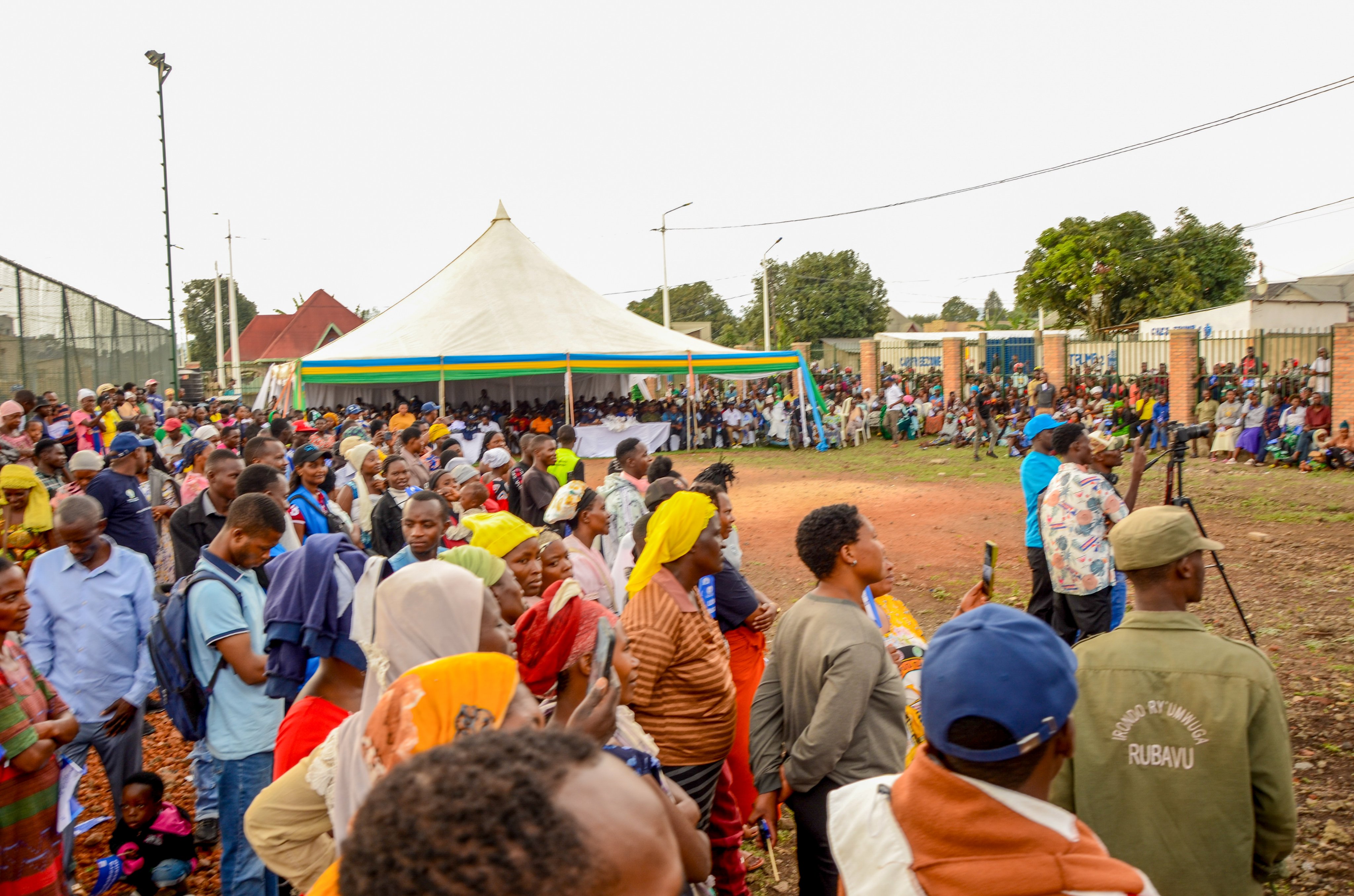 Rubavu: Abaturage bakanguriwe kurwanya icuruzwa ry’abantu no gukumira inkongi z’ photo 5