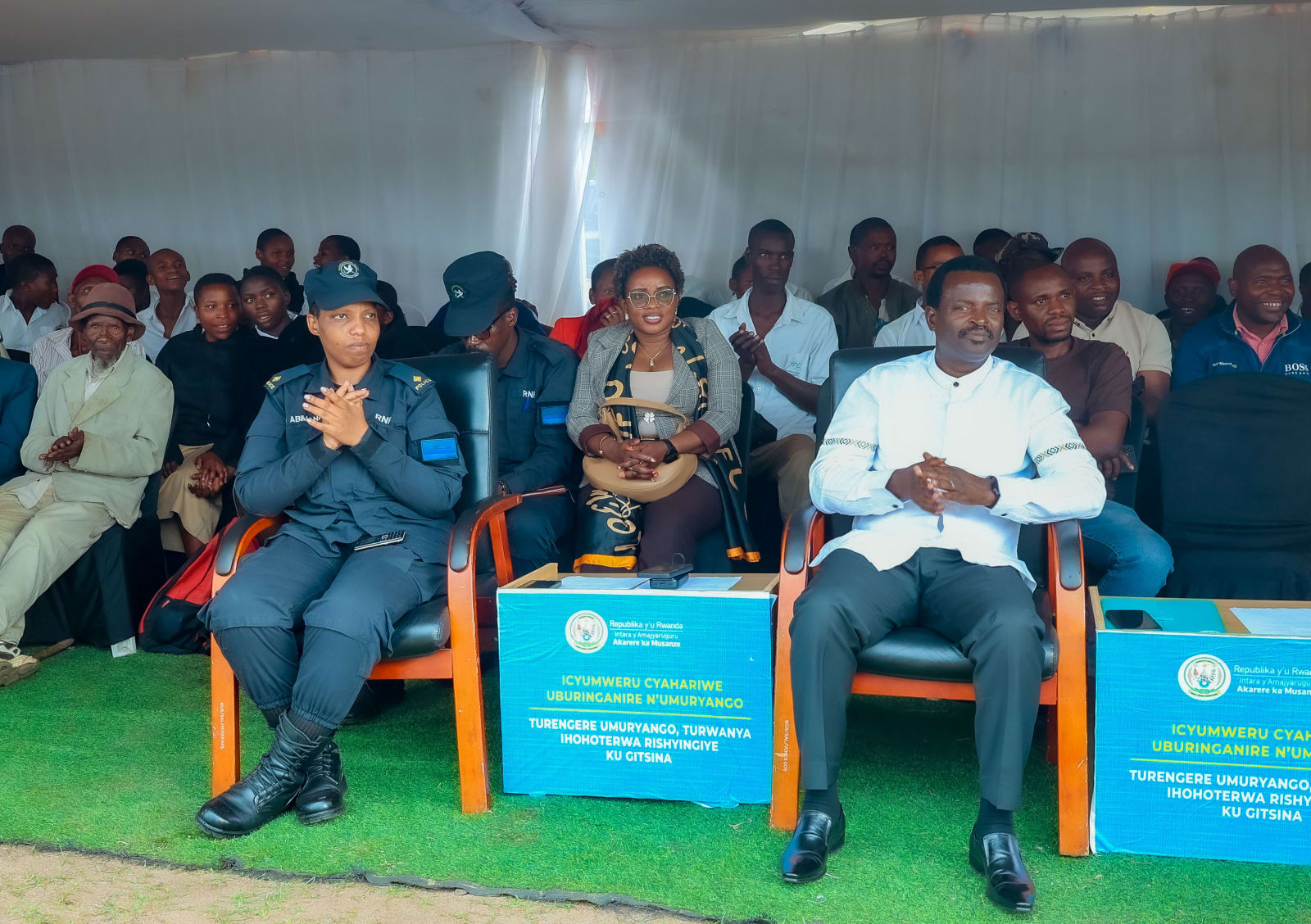Musanze: Imiryango 19 yasezeranye imbere y’amategeko mu gutangiza Icyumweru cy’U photo 4