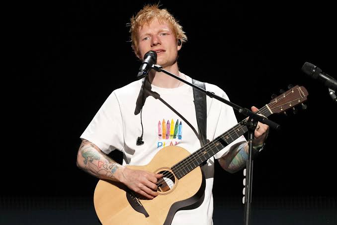 Abaguze amatike yo kujya mu bitaramo bya Ed Sheeran byahagaritswe n'imvura, bagiye gusubizwa amafaranga yabo