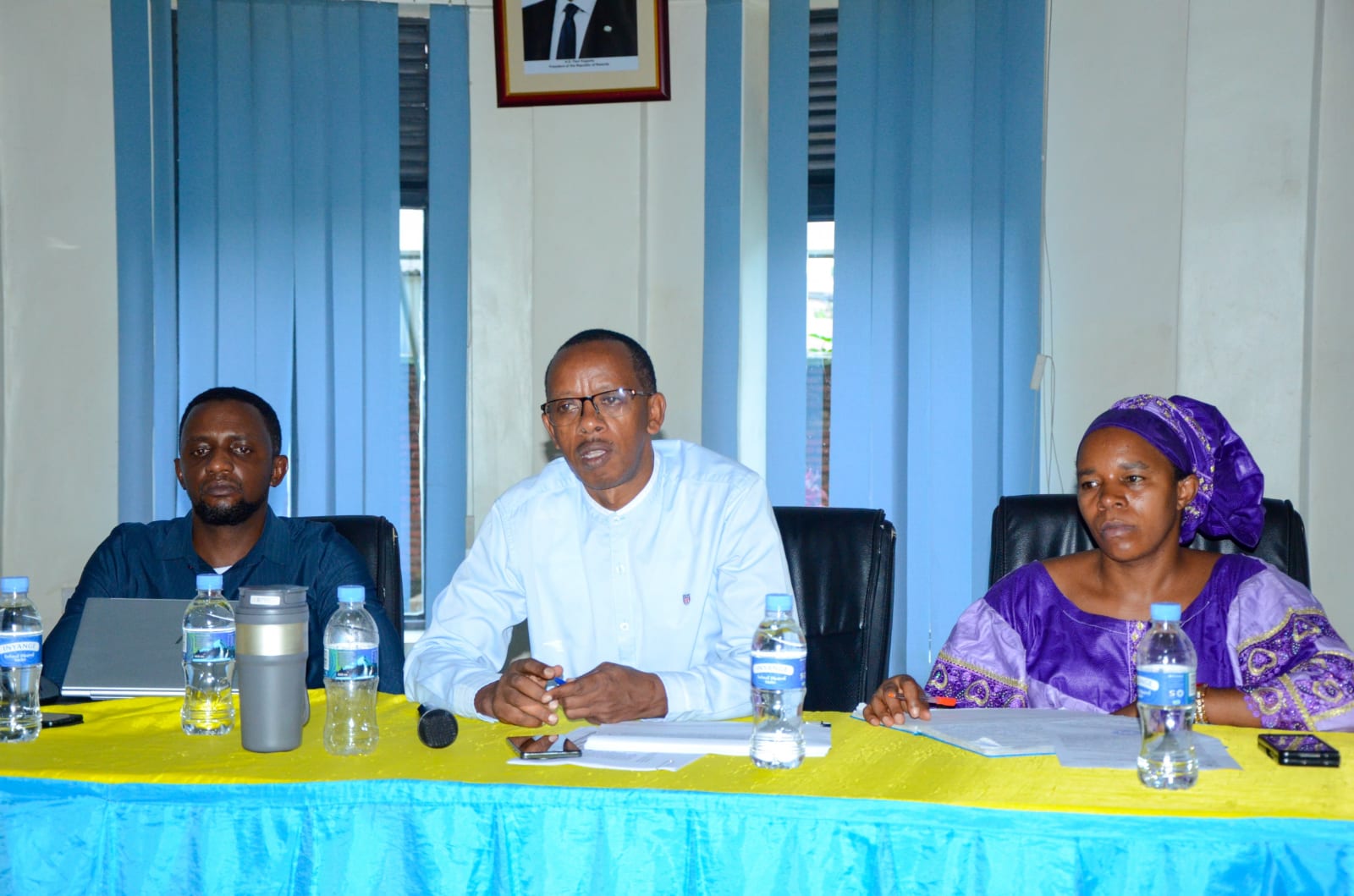 Rubavu: Inama Njyanama y’Akarere yateranye, hasuzumwa imishinga n’ingurane ku mi photo 4