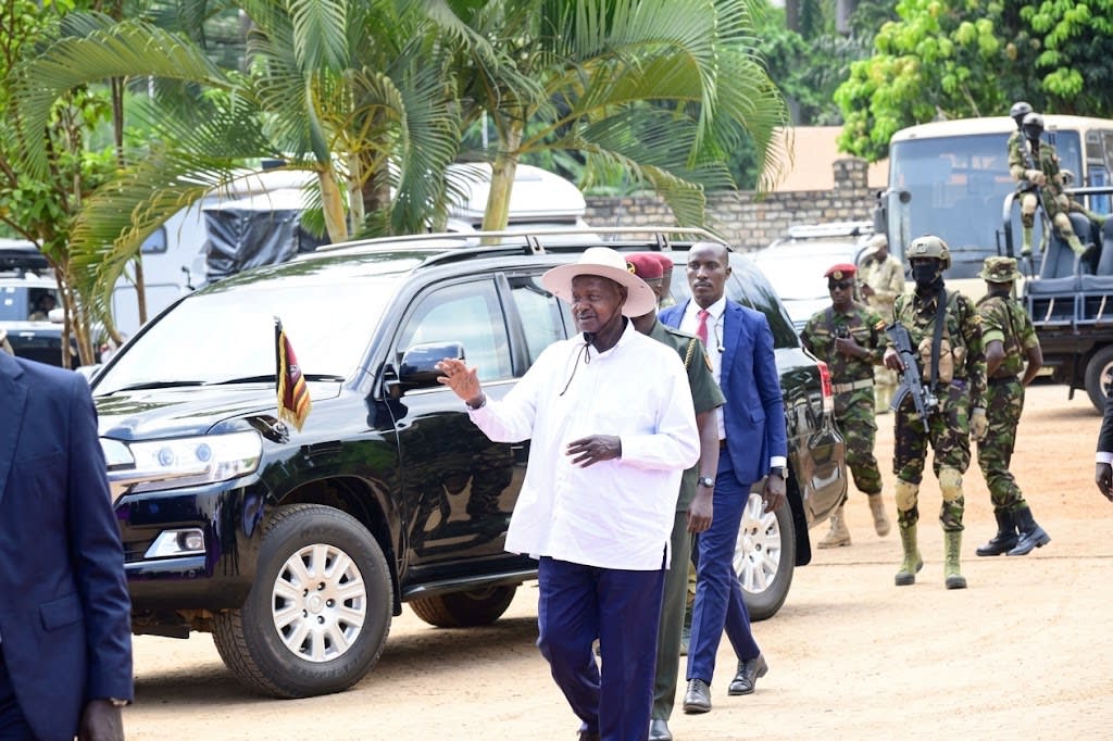 Perezida Museveni yatunguye Abanyarwanda muri BIG FIX i Kampala