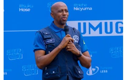 Dr. Murangira yasabye abakoresha imbuga nkoranyambaga kwirinda gushyiraho ibizat photo