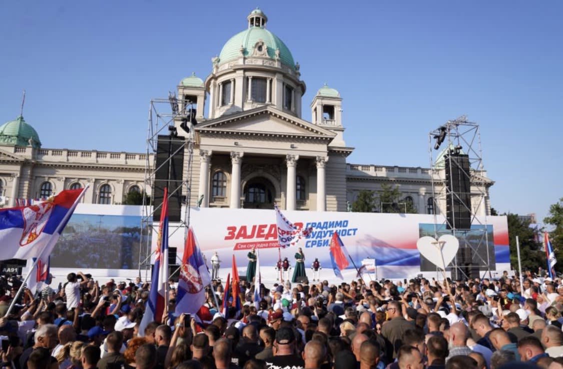 Aleksandar Vučić yeguye ku mwanya wa Perezida wa Serbia photo