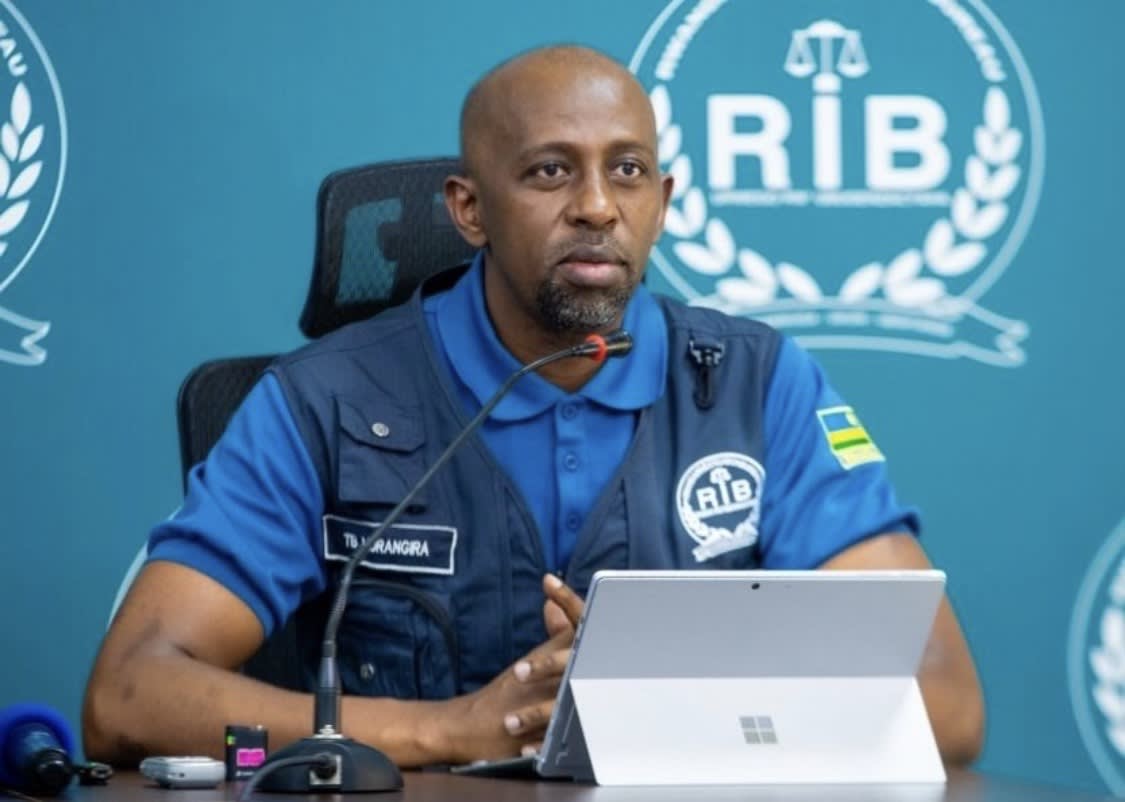 Dr. Murangira yasabye abantu kwitondera ibyo bashyira ku mbuga nkoranyambaga