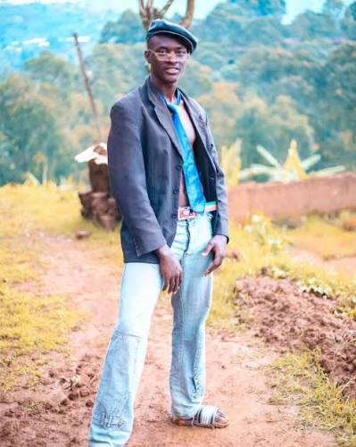 Umunyarwenya Dogiteri Nsabii yahishuye indirimbo ye nshya "Urugendo" photo