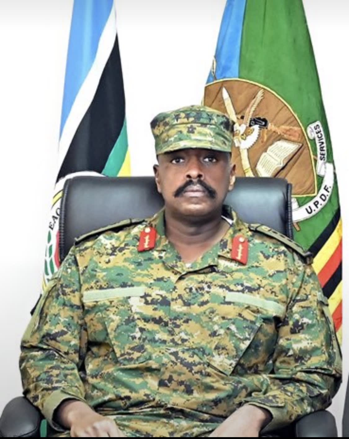 Gen. Muhoozi Kainerugaba yahaye Uganda Cranes miliyoni 30 UGX nyuma yo gutsinda Libya