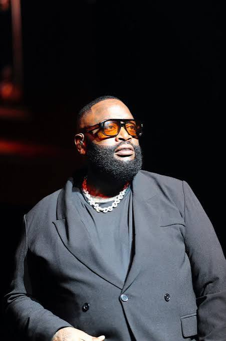 Rick Ross nyuma yo gutabwa muri yombi, yahise yakwa n'imbunda zose kubw'umutekan photo 2