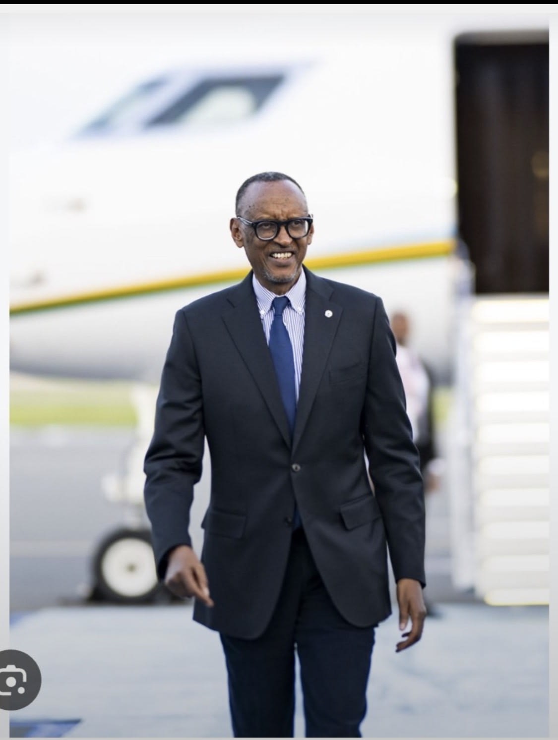 Gen Muhoozi Kainerugaba yongeye kugaragaza umubano wihariye afitanye na Perezida Kagame