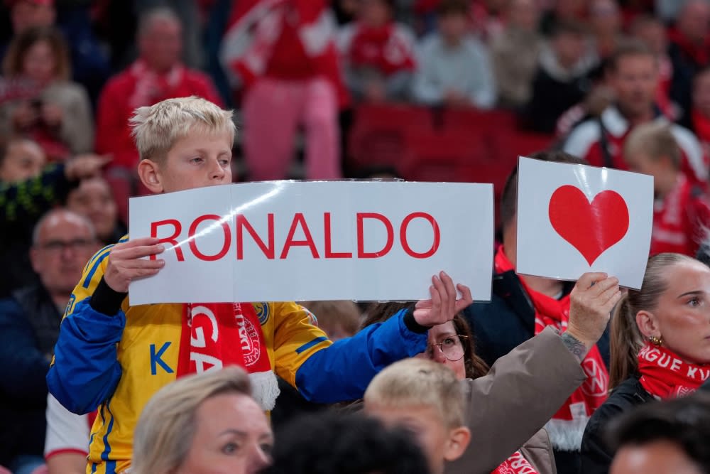 Bruno Fernandes ashyigikiye Cristiano Ronaldo nyuma y’umwuka mubi muri Portugal