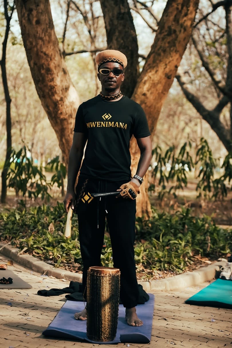 Mani Martin yatangiye gukora amashusho y'indirimbo zigize album ye nshya yise "Rebirth"