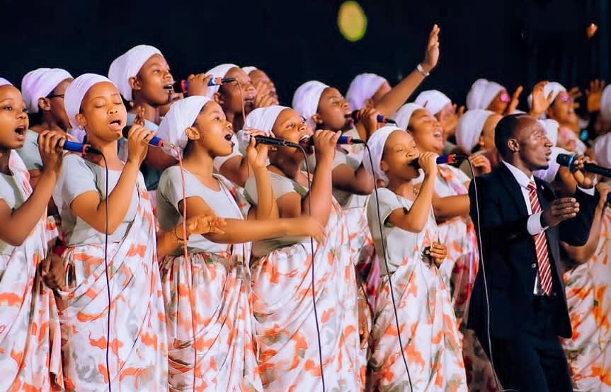Nyota ya Alfajiri Choir yatangaje amatariki y’igitaramo “Ibihamya Live Concert Session 4”