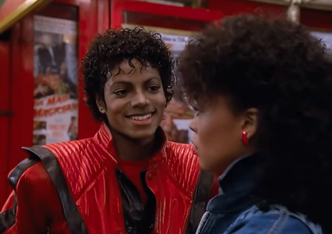 Michael Jackson nyuma y'imyaka 17 apfuye ikote rye rigiye kugurishwa asaga miliyari 15.