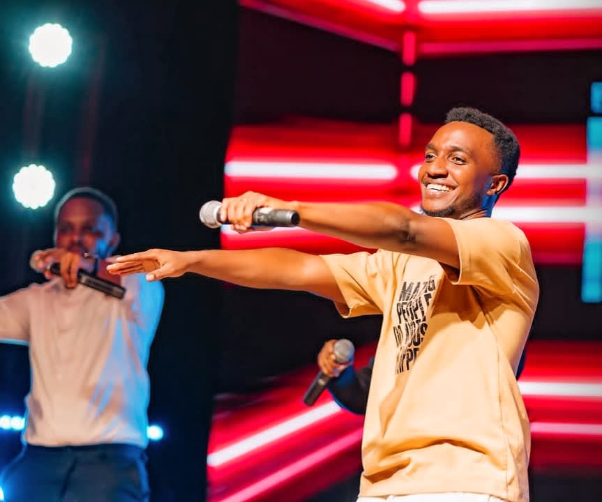 Elie Bahati na Rachel Uwineza bashyize hanze integuza y’indirimbo nshya bahuriyemo