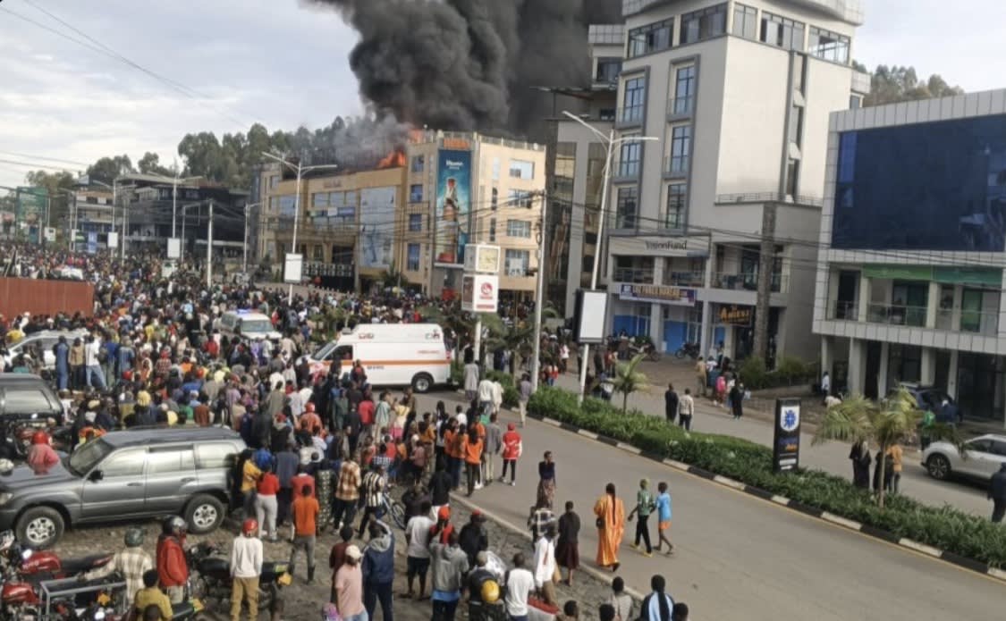 Umuriro wibasiye GOICO market ya musanze wangije iby’abacuruzi, inzego zitandukanye zitabara mu gushakisha umuti w’ikibazo