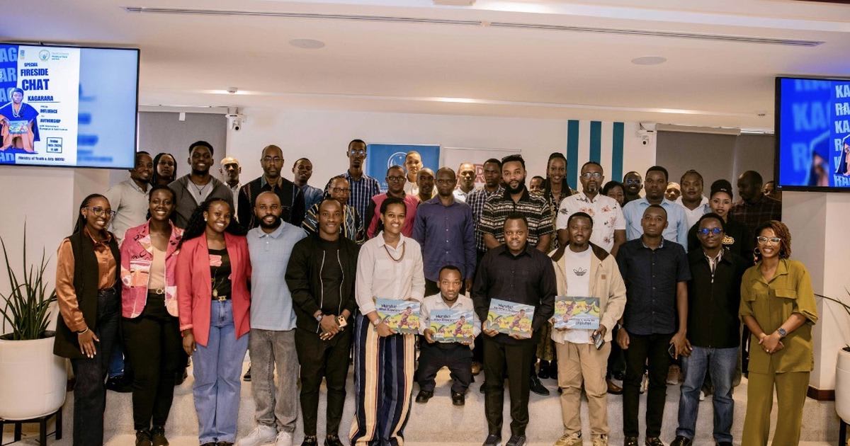 Ashton Small yagaragaje uko guhindura ubuzima inkuru bishobora gutanga isomo ku bandi