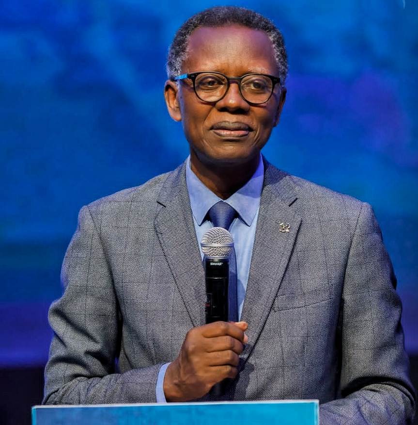 Pasiteri Didier Habimana na Rev. Dr. Antoine Rutagisire mu bazigisha muri Nezeza Ijuru Conference 2026