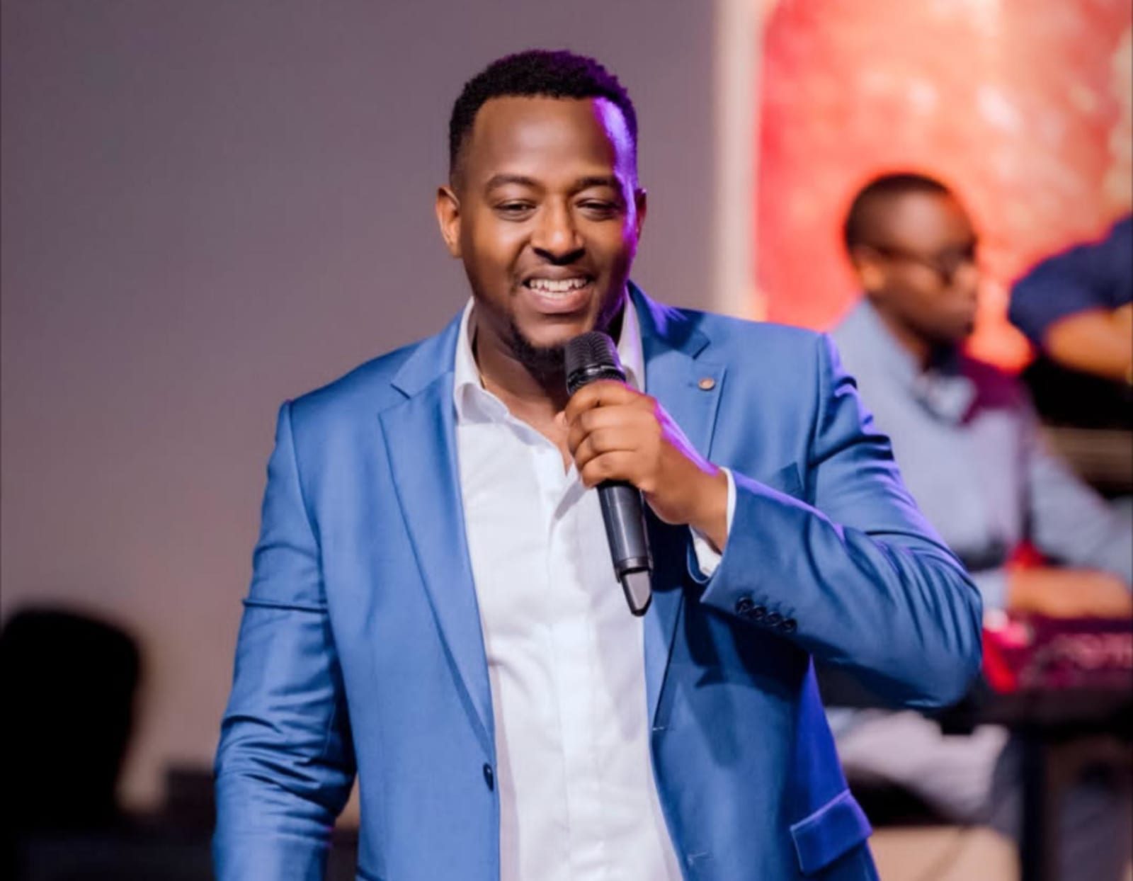 Elysée Bigira yateguye igitaramo “Gifted for His Glory” kizahuriza abaramyi mu Budage