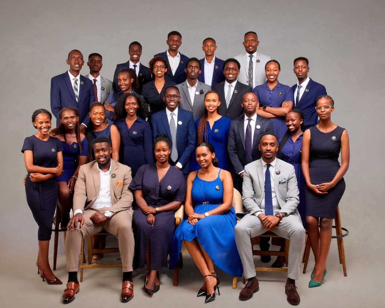 Menya urugendo rw’imyaka 30 rwa Send Us God Choir n’uko yagiye ihindura amazina