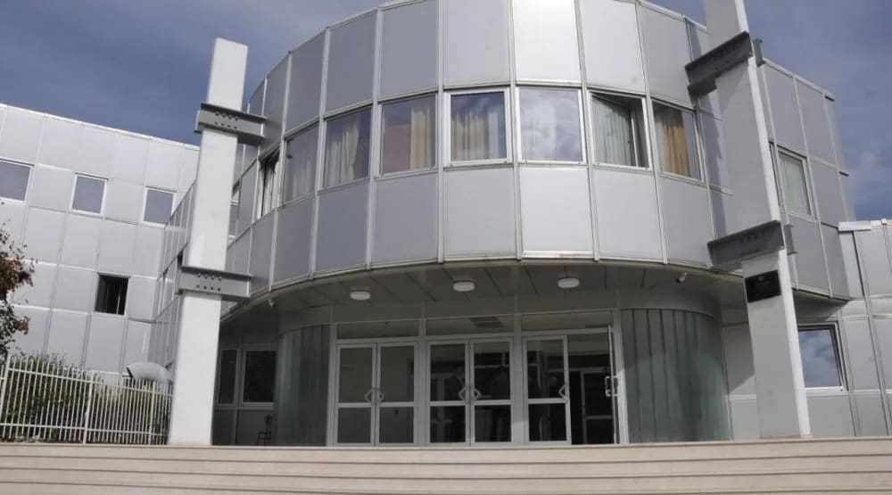 Ogromne gužve ispred Limenke: Stranci žure da regulišu boravak do 1. novembra